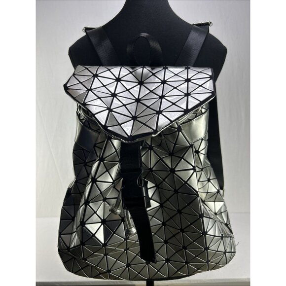 Sondra Roberts Squared Backpack Silver Metallic Geometric Pattern School Bag - Picture 8 of 8